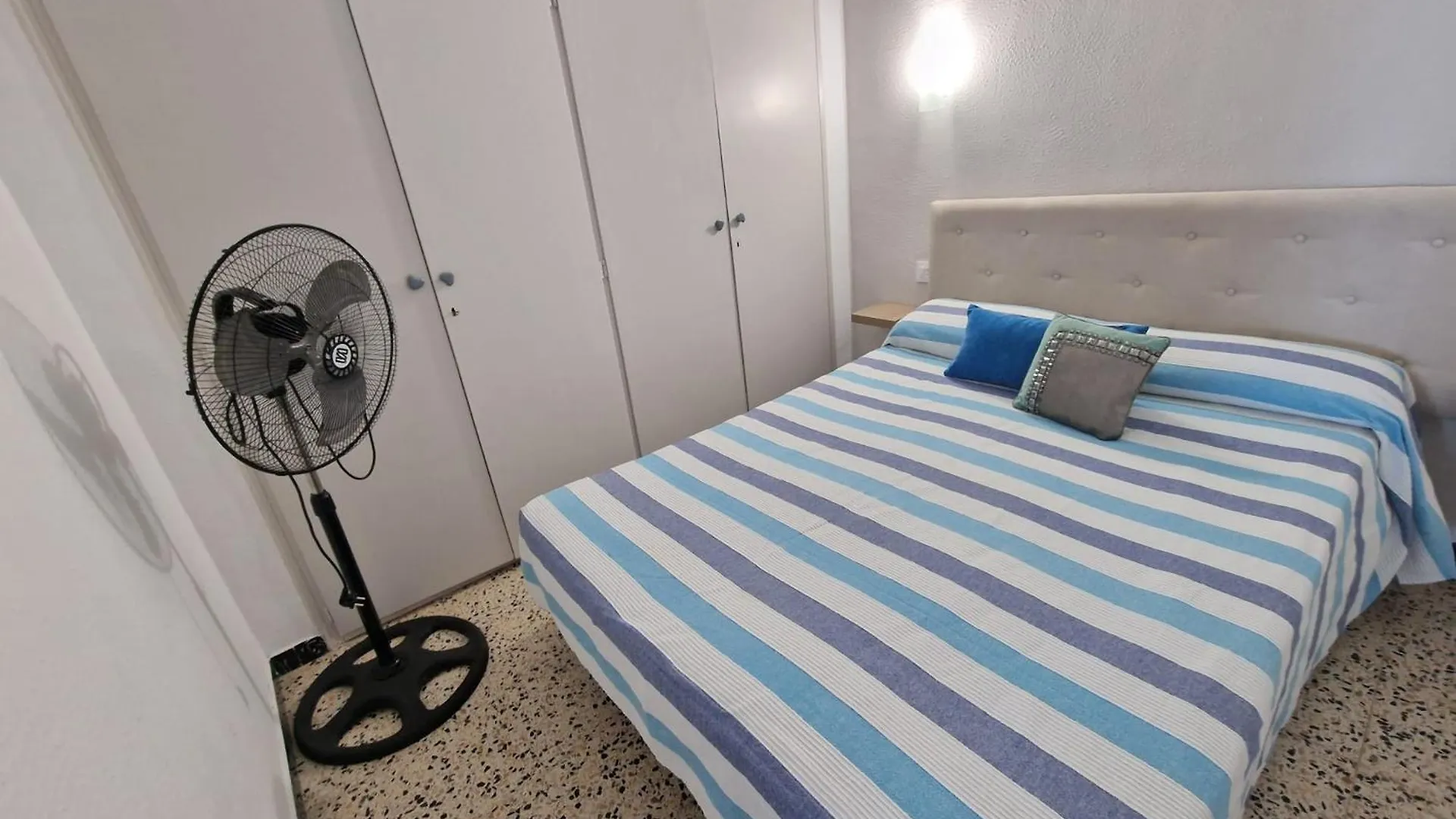 דירה אמפוריבראבה Apartamento Karina Beach-6