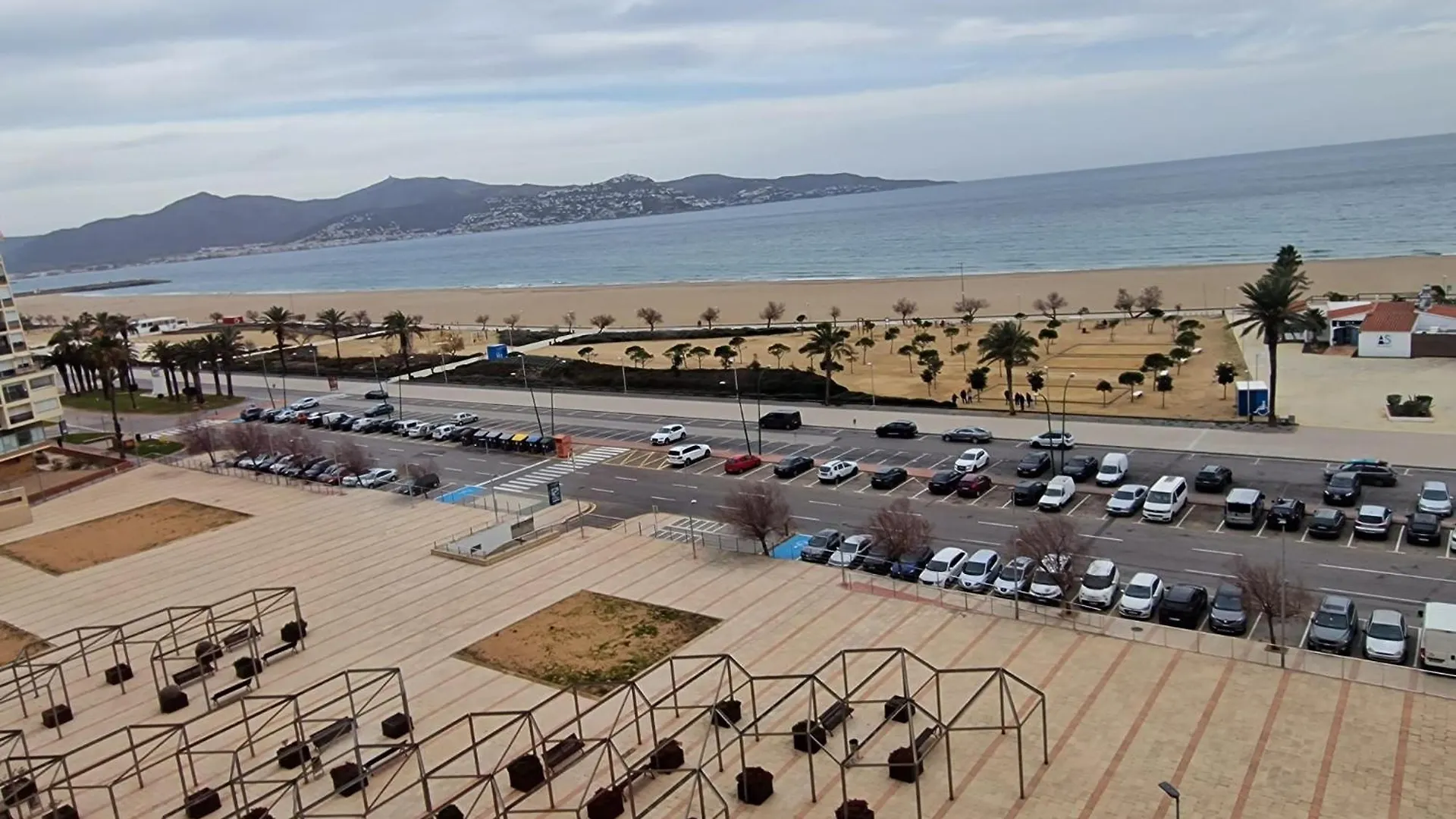 אמפוריבראבה Apartamento Karina Beach-6 דירה